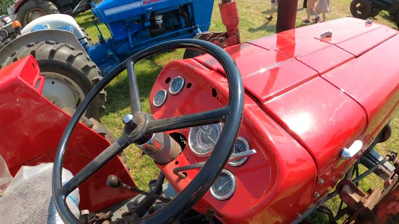 1965 Massey Ferguson 130 1.8 Litre 4-Cyl Diesel Tractor (30 HP) - French Built