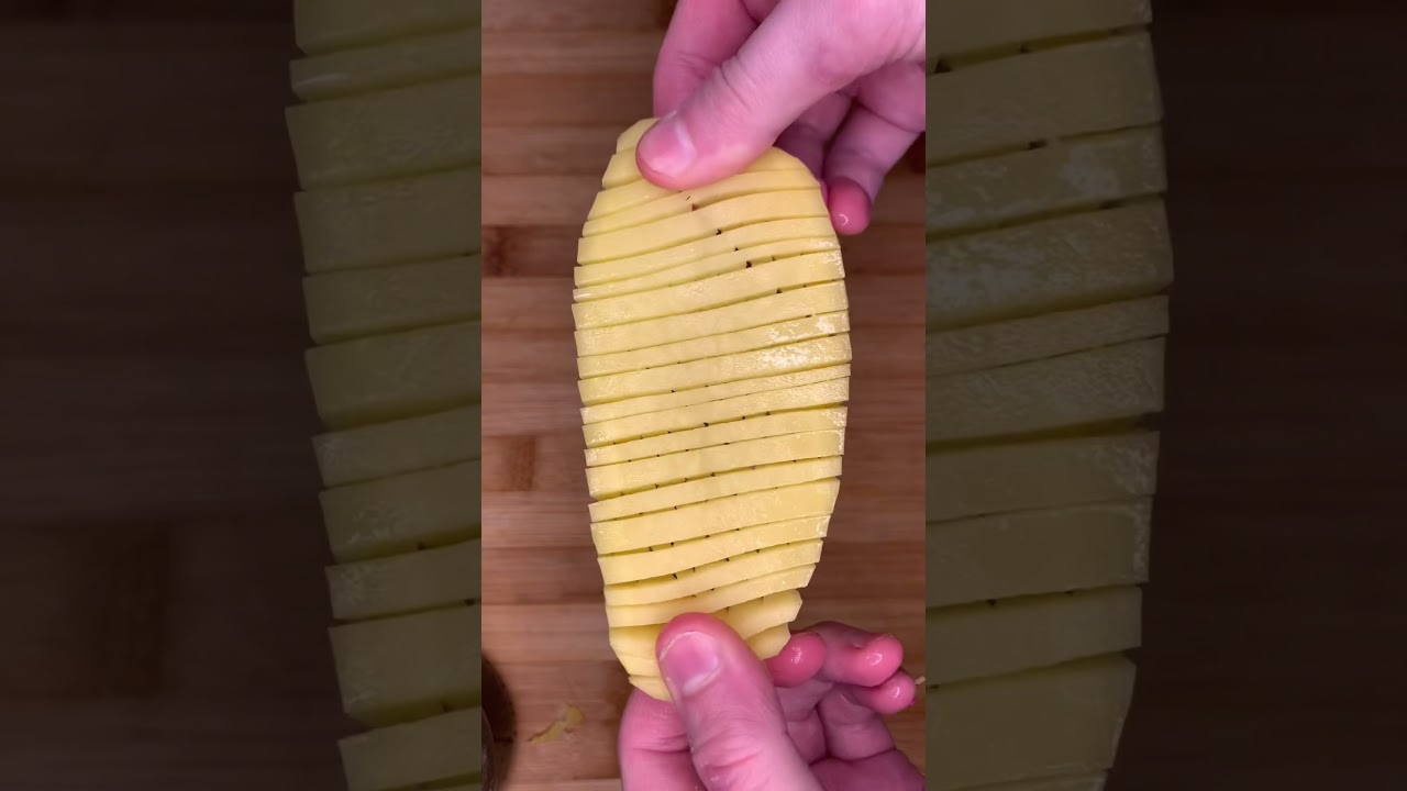Recette hyper gourmande des patates accordéons / accordions potatoes 🥔